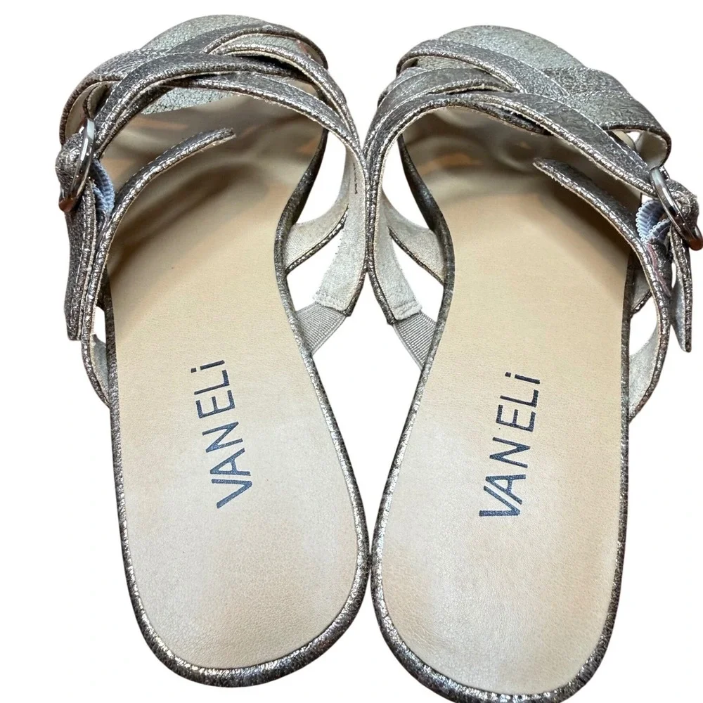 Vaneli Brogan Pale Platino Metallic Leather Slide Sandals Low Block Heel 6.5 M